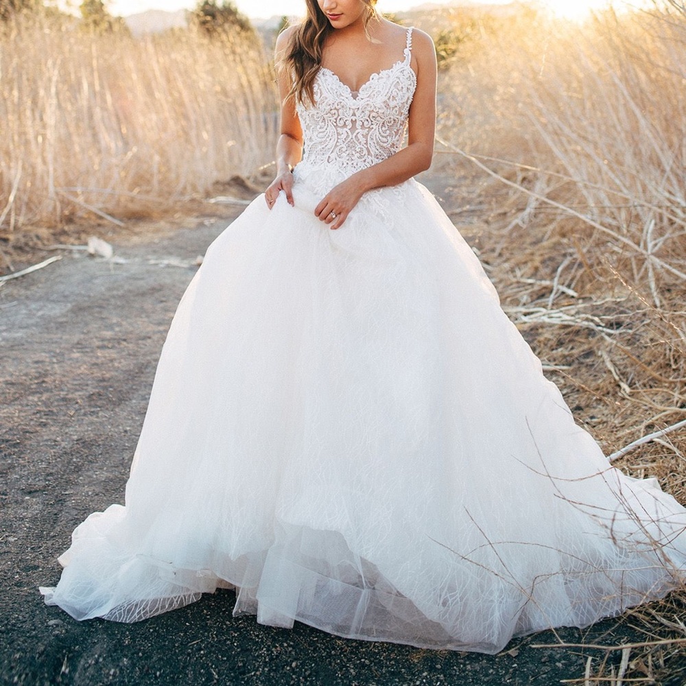 ***SOLD*** Maggie Sottero Wedding Dress